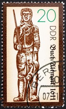 GDR - CIRCA 1989: a stamp printed in GDR shows Statue of Roland, Medieval Hero, Buch-Altmark, 1445, circa 1989
