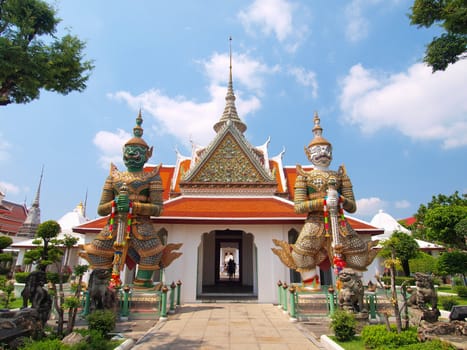 Entrance to Wat Arun buddhist temple