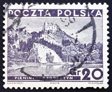 POLAND - CIRCA 1935: a stamp printed in the Poland shows View of Pieniny, circa 1935