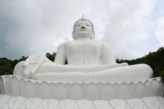 White Buddha Statue