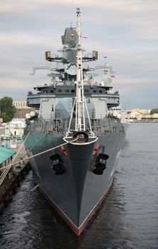 Russian Navy frigate "Yaroslav Mudry," a front view