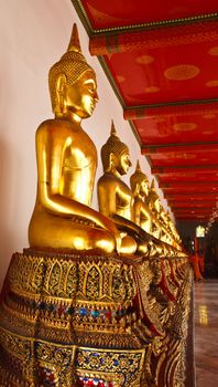 Statue of Golden buddha in Wat Pho