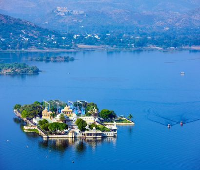 Jag Mandir Palace, Lake Pichola, Udaipur, Rajasthan, India, Asia