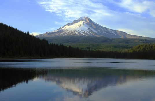 Mt. Hood and Trillium lake at sunset Oregon. 