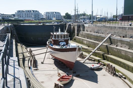 oldest dry dock still working in Holland called, Jan Blanken in the city Hellevoetsluis