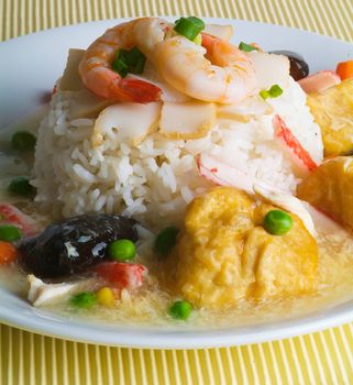 tofu, seafood and Vegetable Stir Fried with Steam Rice