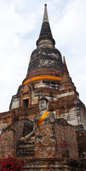 Pagoda and Buddha Statue at Wat Yai Chaimongkol, Ayutthaya, Thai