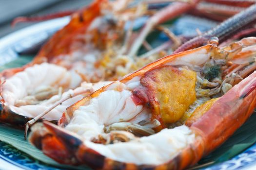 Giant freshwater prawn grilled on plate