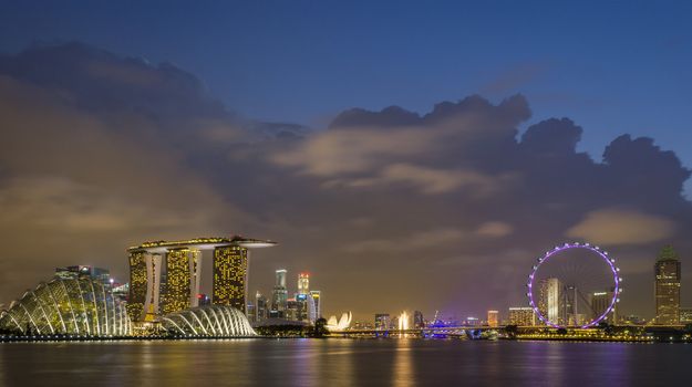 singapore skyline at dusk