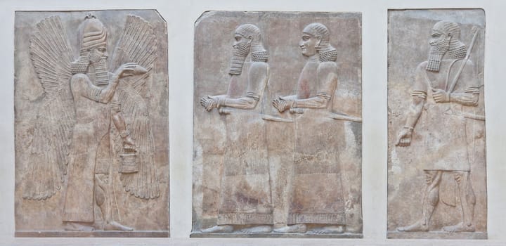 Dating back to 3500 B.C., Mesopotamian art war intended to serve as a way to glorify powerful rulers and their connection to divinity