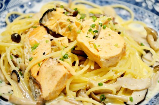 Spaghetti with Salmon in Japanese style