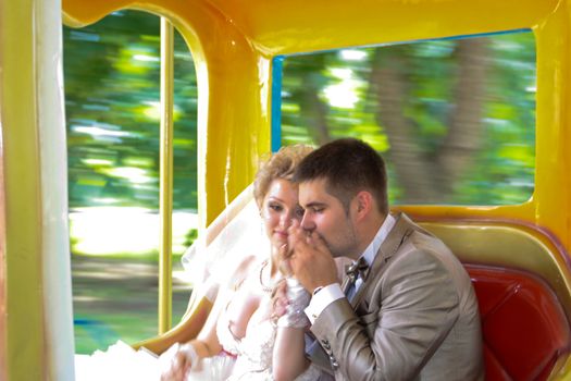 Young married couple in the wedding day