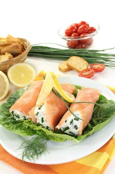 Salmon rolls with cream cheese and chives