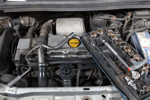 old diesel engine repair, EGR valve change