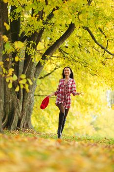 autumn woman portret in park