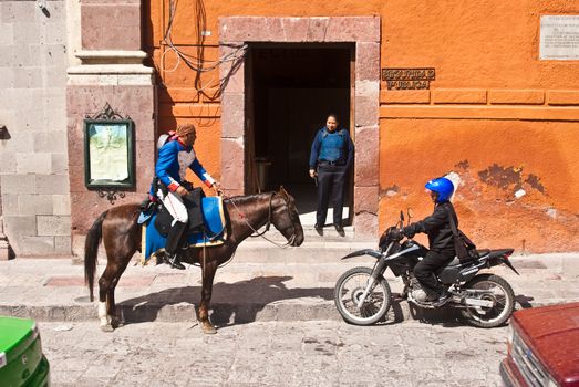 SAN MIGUEL DE ALLENDE, GUANAJUATO/MEXICO � FEBRUARY 15: Mounted police wear traditional uniform in historic town famous for culture and the arts shown on February 15, 2010 in San Miguel de Allende