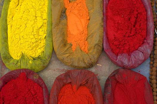 indian spices for sale on streets