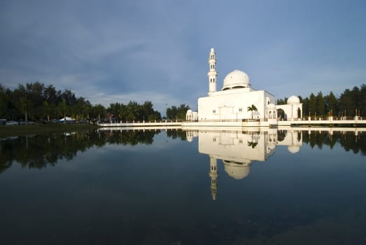 mosque with relfection