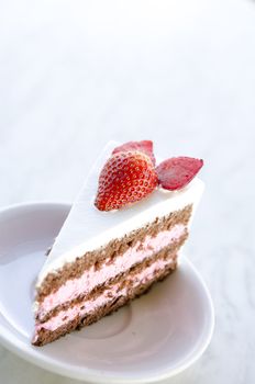 strawberry cake in the morning
