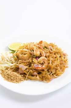 famous thai food, pad thai