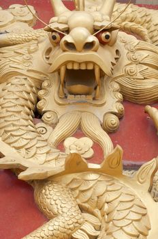 close up photo of chinese dragon statue
