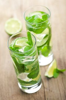 fresh mojito cocktail