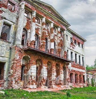 The abandoned mansion not far from Moscow