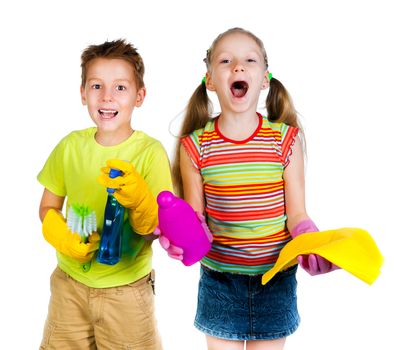 smiling kids with a rag and can of detergent