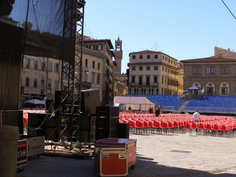 FLORENCE, SEPTEMBER 1ST: Leonard Cohen sings in front of a big audience for his only Italian date of the tour in Florence, piazza Santa Croce on September 1st, 2010.