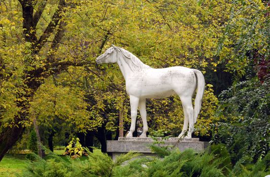 white horse statue