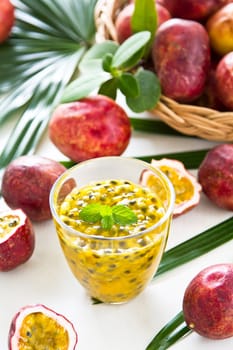 Passion fruit juice by some fresh passion fruits