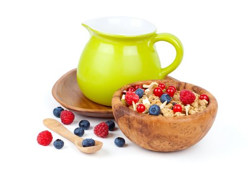 muesli breakfast with fruit and milk