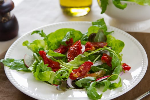 Sundried tomato with radish and rocket salad