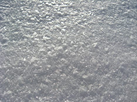 The image of thick layer of a white snow