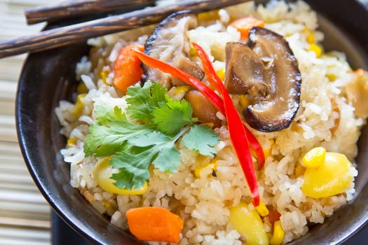 Fried sticky rice with mushroom,carrot and Ginko
