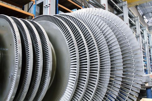 Internal rotor of a steam Turbine in a workshop