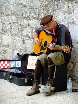 Street musician, Dubrovnik, Croatia