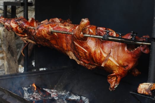 Pig on the grill 