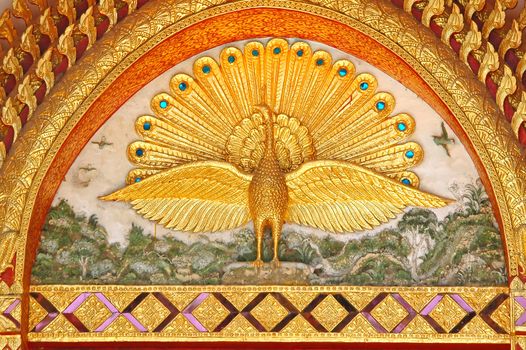 peacock sculpture