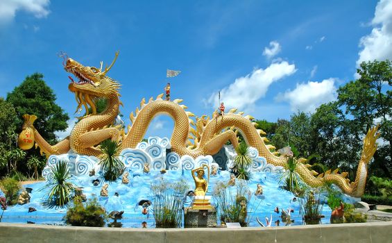 dragon statue