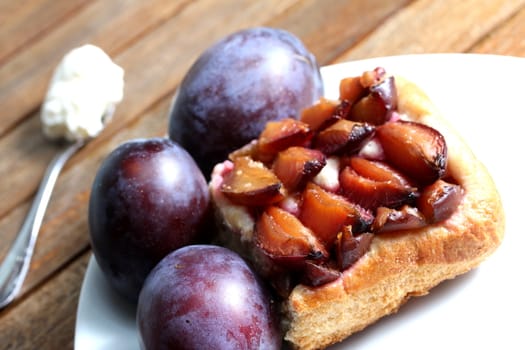 fresh plum cake