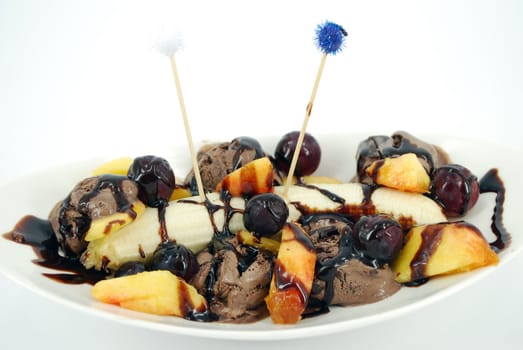 Fruit salad with ice cream