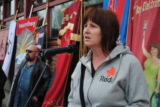 Turid Thomassen, former leader of the Red Party (2010-2012), speaking at a trade union rally.