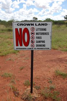 Sign in the roadside nearby Tennabt Creek