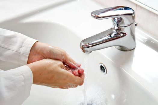 Medical cleanup - Washing hands 