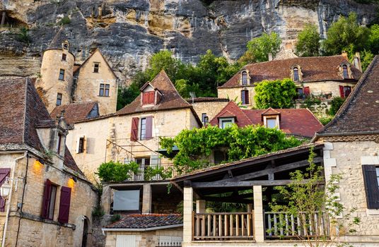 La Roque-Gageac old village in France from Dordogne river, Nouvelle-Aquitaine, France
