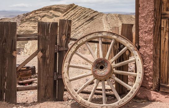 old wagon wheel at a farm