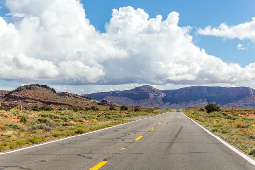 Highway leading into Monument Valley, Utah, USA