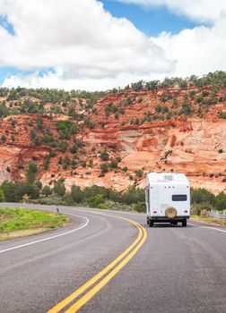 Motorhome on the road to Bryce canyon