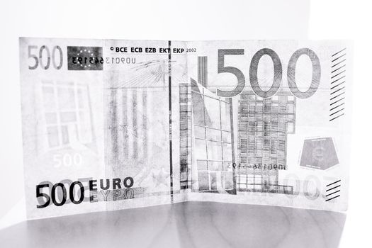 500 euros in official banknotes. No people